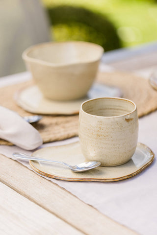 organisch koffieschoteltje koffieschotel theeschotel handgemaakt keramiek