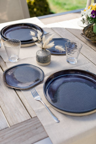 bord met hoge rand handgemaakt keramieken bord servies