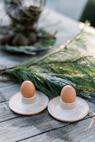 Eierdopje met schaaltje