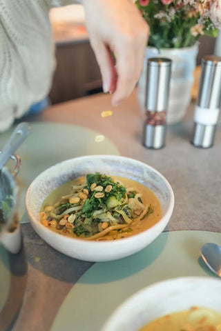 handgemaakte pasta bowl pastakom keramiek		
