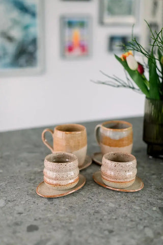 koffie kopjes pakket onderbordje handgemaakte keramiek koffiepakket		
